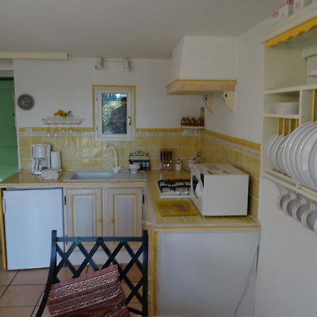 Vila Chez Jean-Pierre & Annick Remoulins Exteriér fotografie