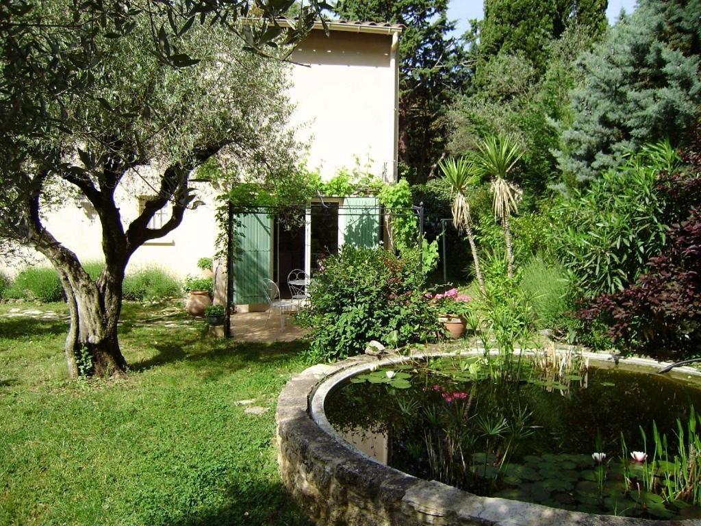 Vila Chez Jean-Pierre & Annick Remoulins Exteriér fotografie